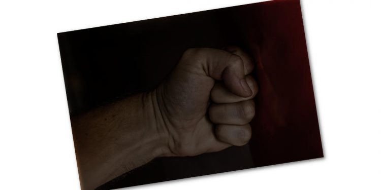 häusliche Gewalt - körperliche Gewalt - Faktum Magazin