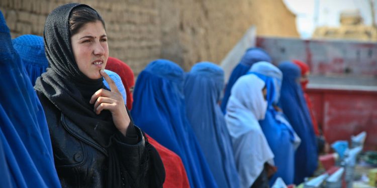 Burka - Islam - Faktum Magazin