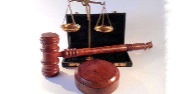 Gerechtigkeit - Justiz - Faktum Magazin